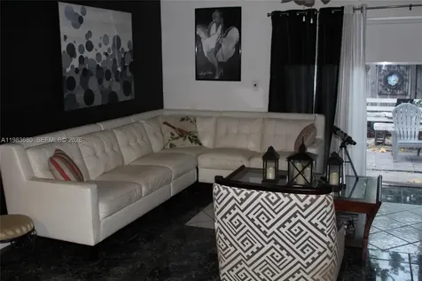 9818 SW 222nd Terrace Cutler Bay FL 33190