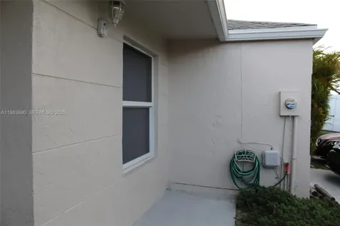 9818 SW 222nd Terrace Cutler Bay FL 33190