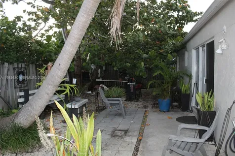9818 SW 222nd Terrace Cutler Bay FL 33190
