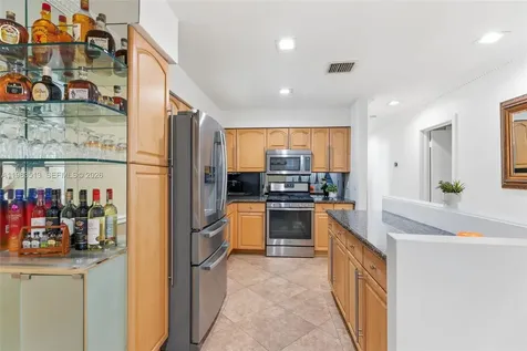 2485 NE 214th Street Miami FL 33180