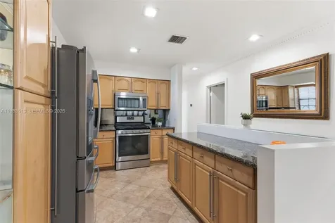 2485 NE 214th Street Miami FL 33180