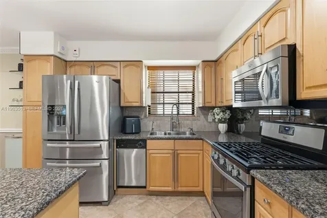 2485 NE 214th Street Miami FL 33180