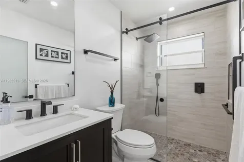 2485 NE 214th Street Miami FL 33180