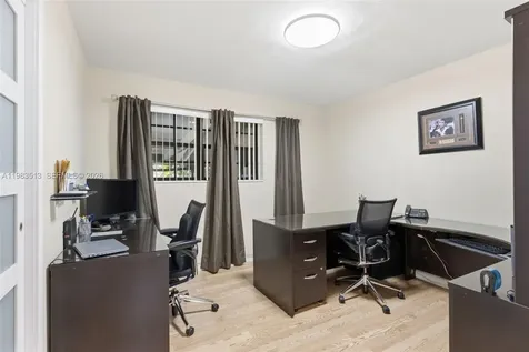 2485 NE 214th Street Miami FL 33180