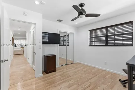 2485 NE 214th Street Miami FL 33180
