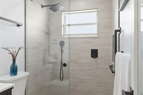 2485 NE 214th Street Miami FL 33180
