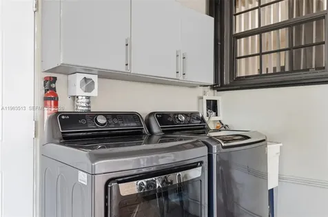 2485 NE 214th Street Miami FL 33180