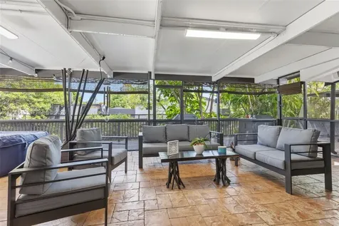 2485 NE 214th Street Miami FL 33180
