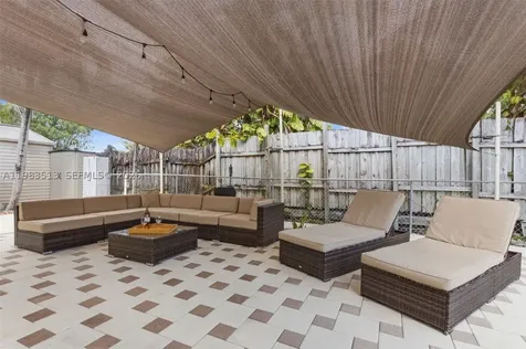 2485 NE 214th Street Miami FL 33180