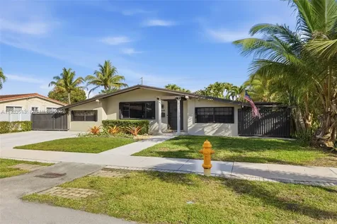 2485 NE 214th Street Miami FL 33180