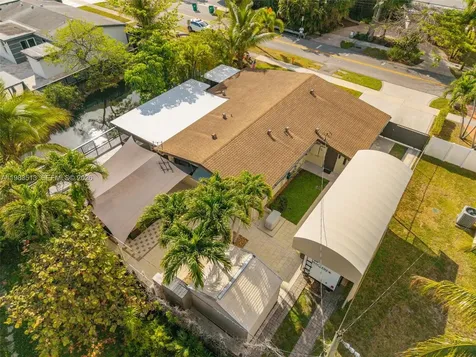 2485 NE 214th Street Miami FL 33180