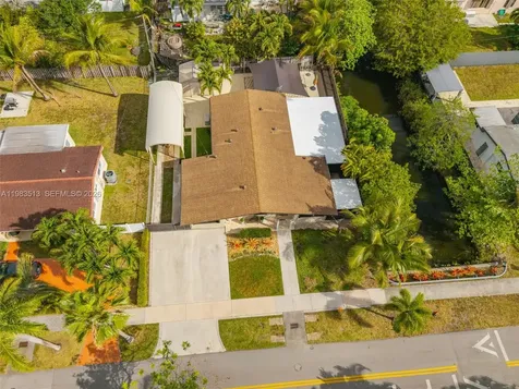 2485 NE 214th Street Miami FL 33180