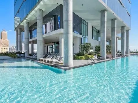 398 NE 5th Street Miami FL 33132