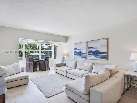 40 Isle Of Venice Drive Fort Lauderdale FL 33301