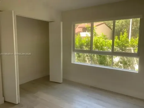 2555 NE 193rd Street Miami FL 33180
