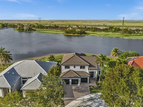 774 Heritage Drive Weston FL 33326