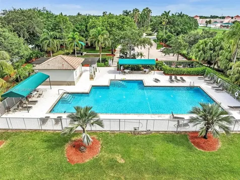 774 Heritage Drive Weston FL 33326