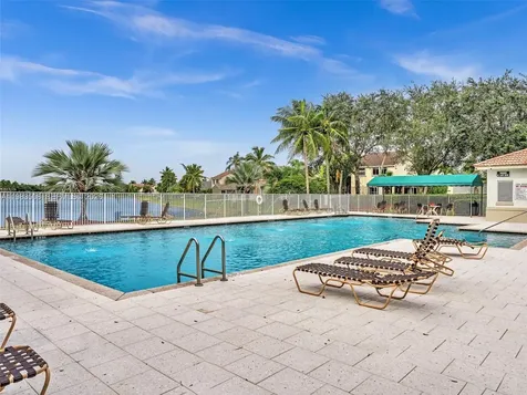 774 Heritage Drive Weston FL 33326