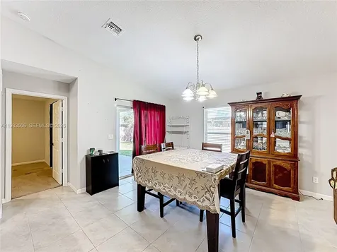 865 SW Mccracken Avenue Port St. Lucie FL 34953
