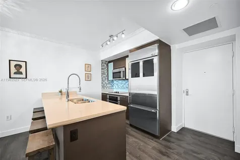 55 SE 6th Street Miami FL 33131