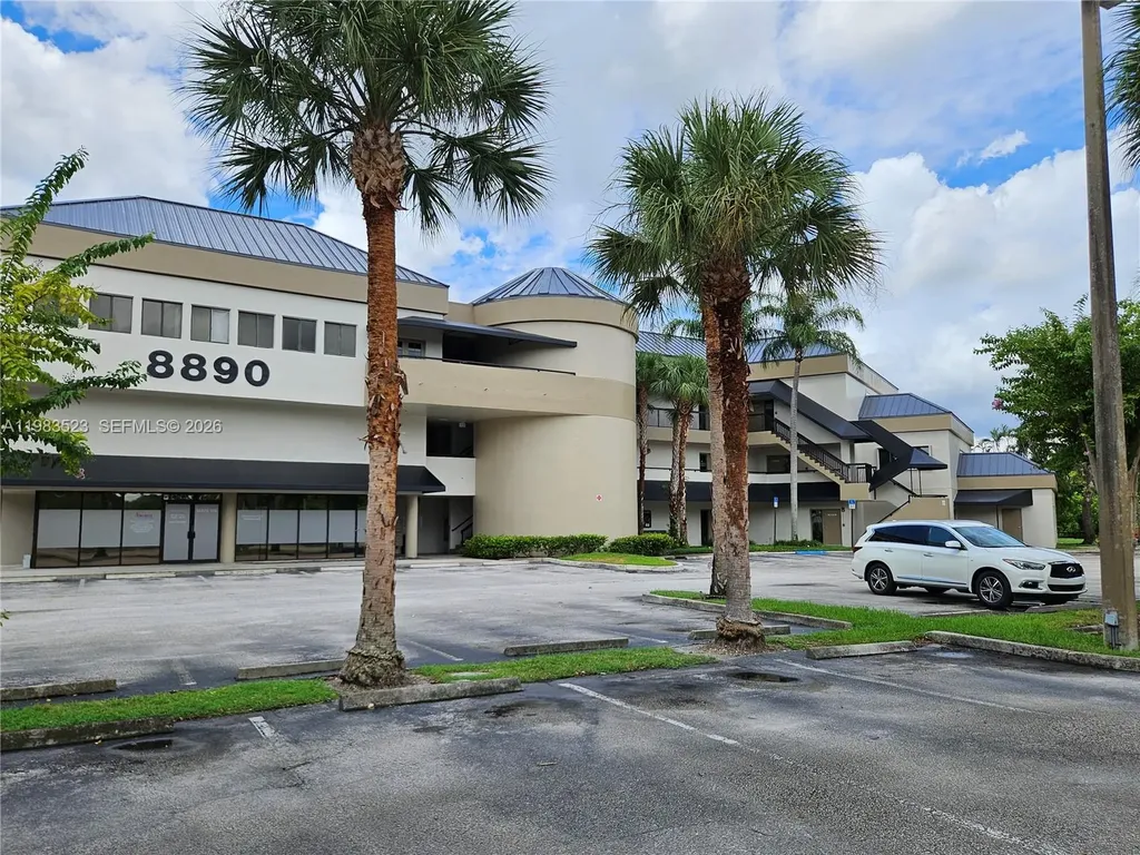 8890 W Oakland Park Boulevard Sunrise FL 33351