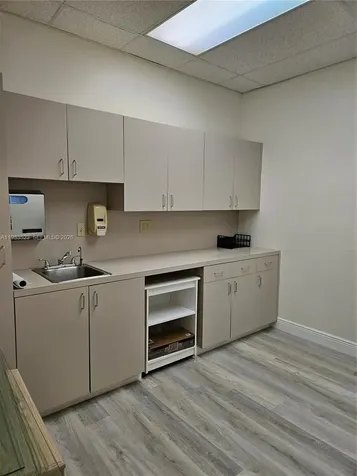 8890 W Oakland Park Boulevard Sunrise FL 33351