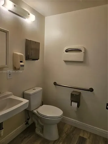 8890 W Oakland Park Boulevard Sunrise FL 33351