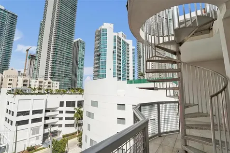 481 NE 29th Street Miami FL 33137