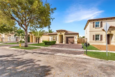 2381 NE 4th Street Homestead FL 33033