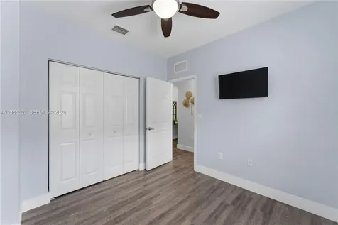 2381 NE 4th Street Homestead FL 33033