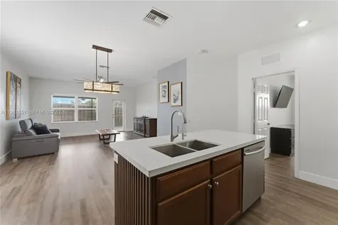 2381 NE 4th Street Homestead FL 33033