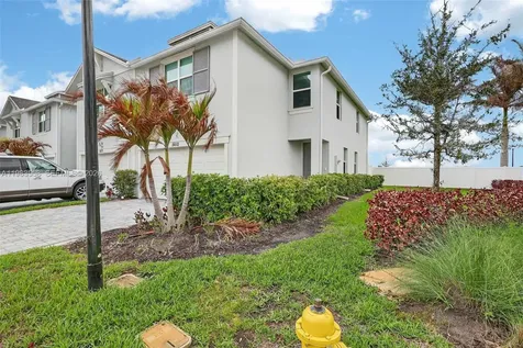 5610 SE Edgewater Circle Stuart FL 34997