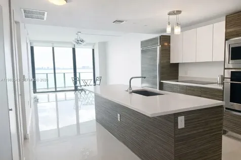 460 NE 28th Street Miami FL 33137