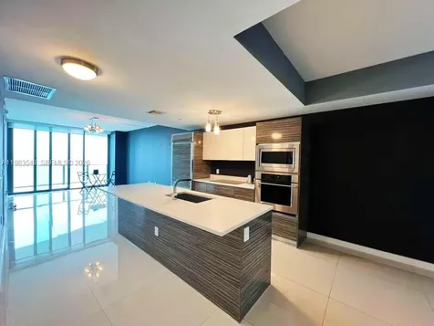 460 NE 28th Street Miami FL 33137
