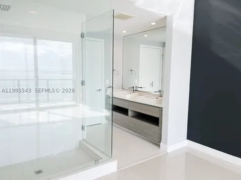 460 NE 28th Street Miami FL 33137