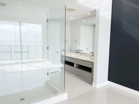 460 NE 28th Street Miami FL 33137