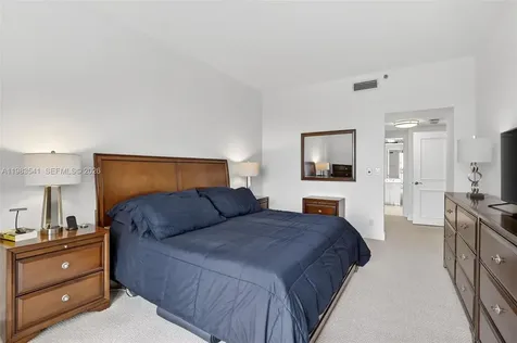 20281 E Country Club Drive Aventura FL 33180