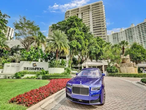 20281 E Country Club Drive Aventura FL 33180