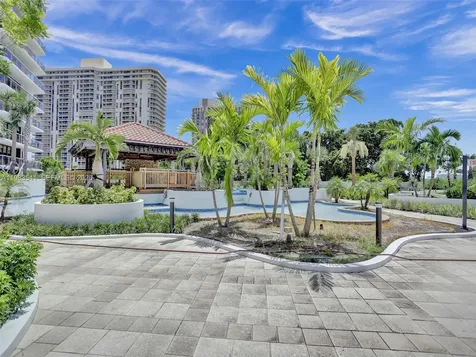 20281 E Country Club Drive Aventura FL 33180
