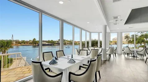20281 E Country Club Drive Aventura FL 33180