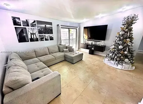 9729 Hammocks Boulevard Miami FL 33196