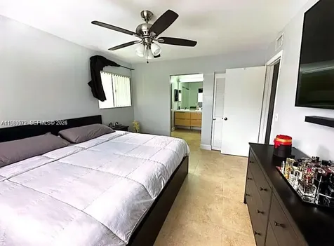 9729 Hammocks Boulevard Miami FL 33196