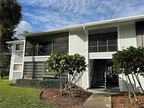 9729 Hammocks Boulevard Miami FL 33196