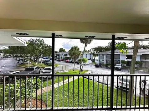 9729 Hammocks Boulevard Miami FL 33196