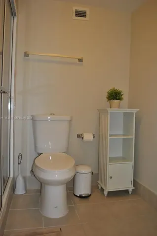 6039 Collins Avenue Miami Beach FL 33140