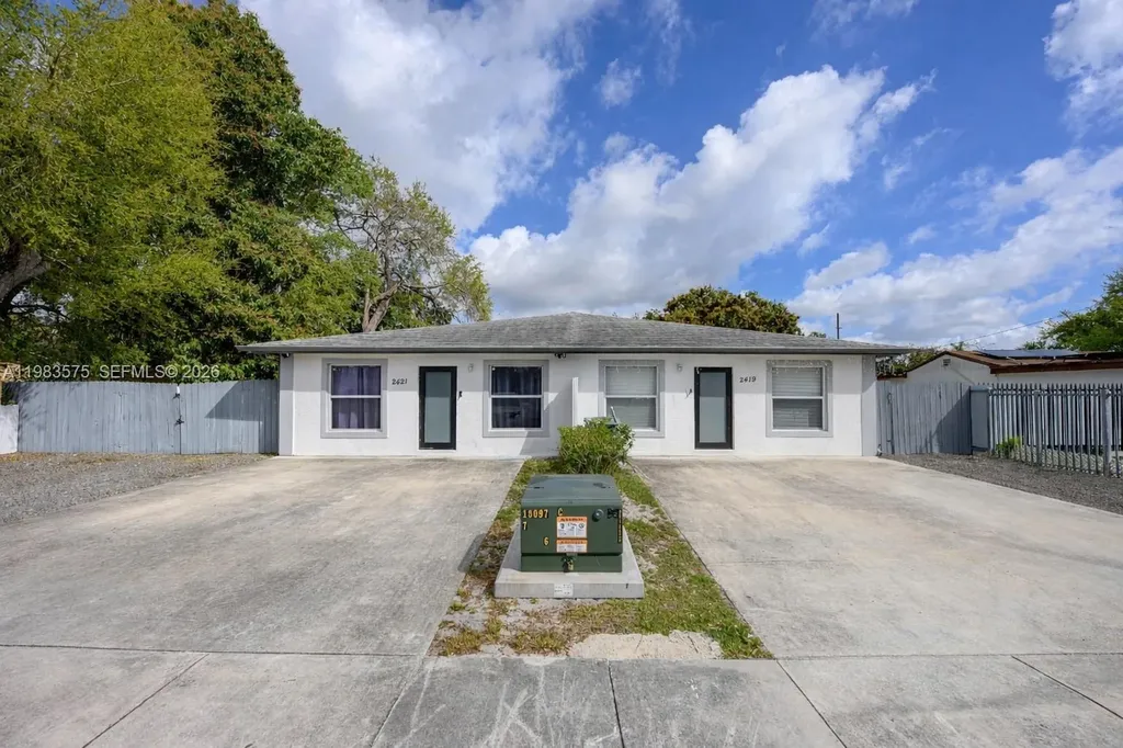 2419 NW 101st Street Miami FL 33147