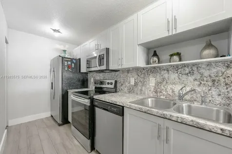 2419 NW 101st Street Miami FL 33147