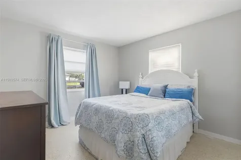 2489 Adams Avenue Deltona FL 32738