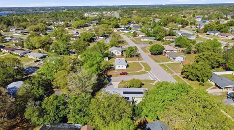 2489 Adams Avenue Deltona FL 32738