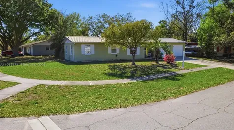 2489 Adams Avenue Deltona FL 32738
